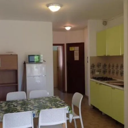 Lägenhet Appealing In With Swimming Pool Loano
