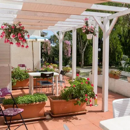 Appartement Appealing In With Swimming Pool *